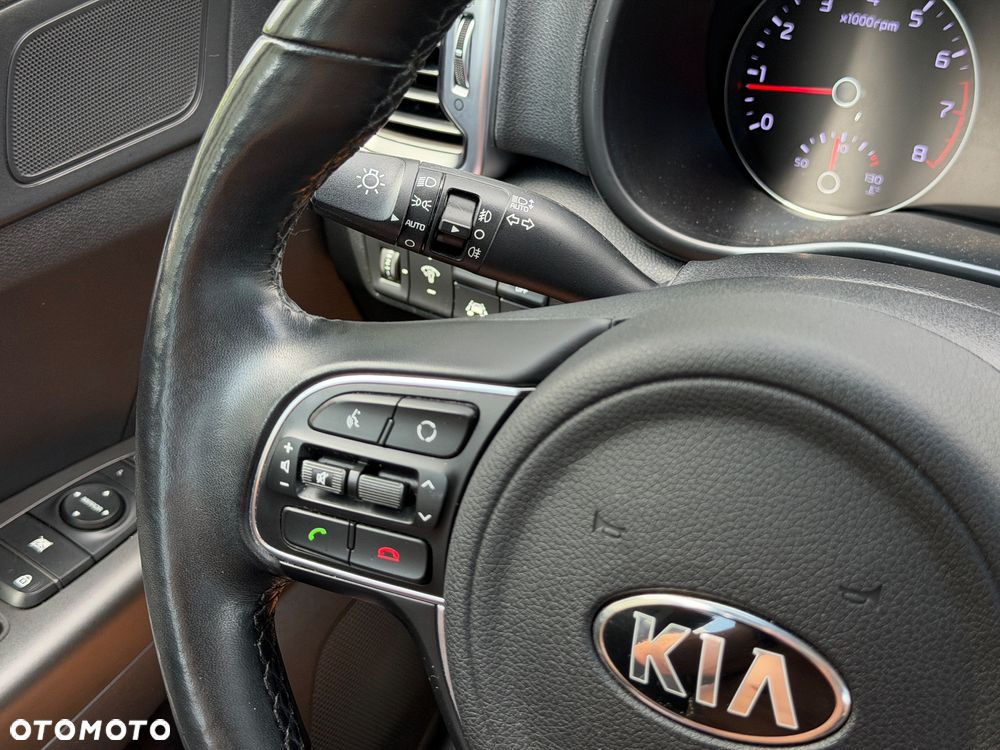 Kia Sportage 1.6 GDI 2WD DREAM-TEAM EDITION - 33