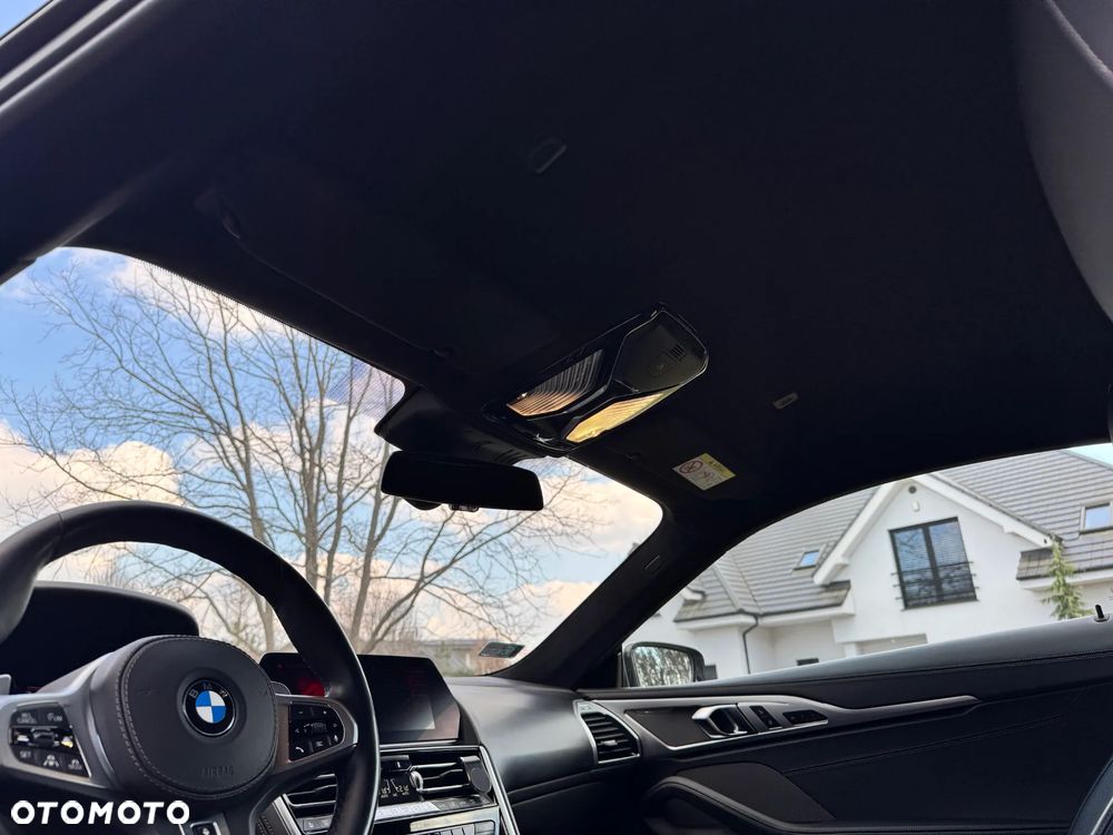 BMW Seria 8 - 39
