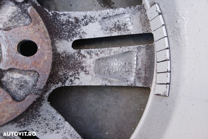 Jante aliaj cu anvelope 16 - set 39024544  205/55 R16 16X7.0J IS41 39 - 9