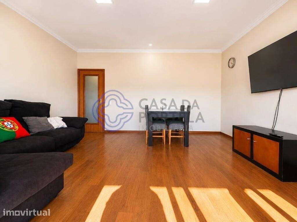 Apartamento T2+1 em Gandra | Suíte | Varanda | Lugar de Garagem - Grande imagem: 2/22