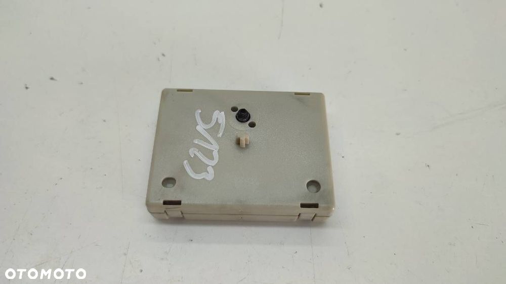 WZMACNIACZ ANTENY EA926109501 BMW F10 2012 - 3
