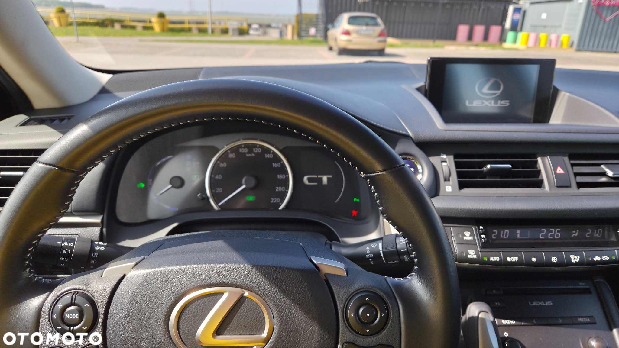 Lexus CT 200h Business Edition - 28
