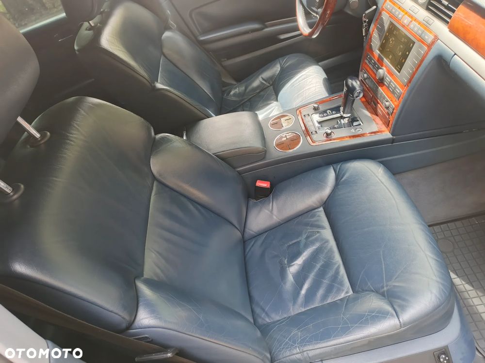 Volkswagen Phaeton 3.2 V6 Tiptr (5 os.) - 3
