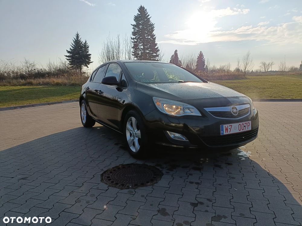 Opel Astra 1.6 Design Edition - 7