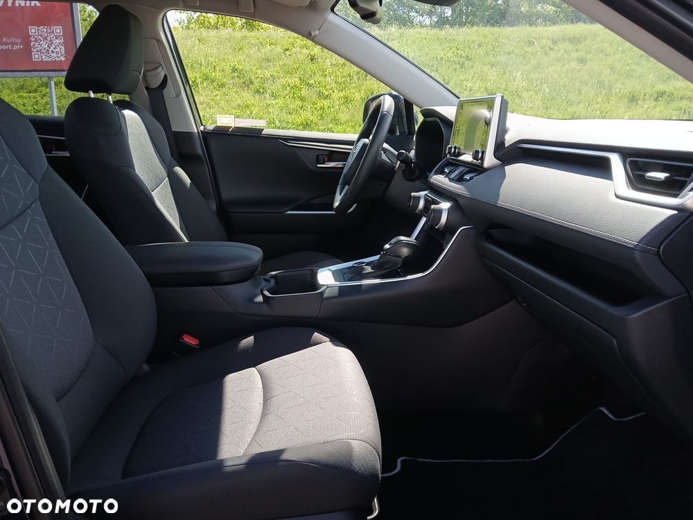 Toyota RAV4 - 13