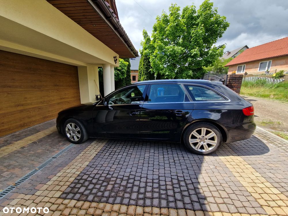 Audi A4 Avant 2.0 TDI e DPF Ambiente - 4
