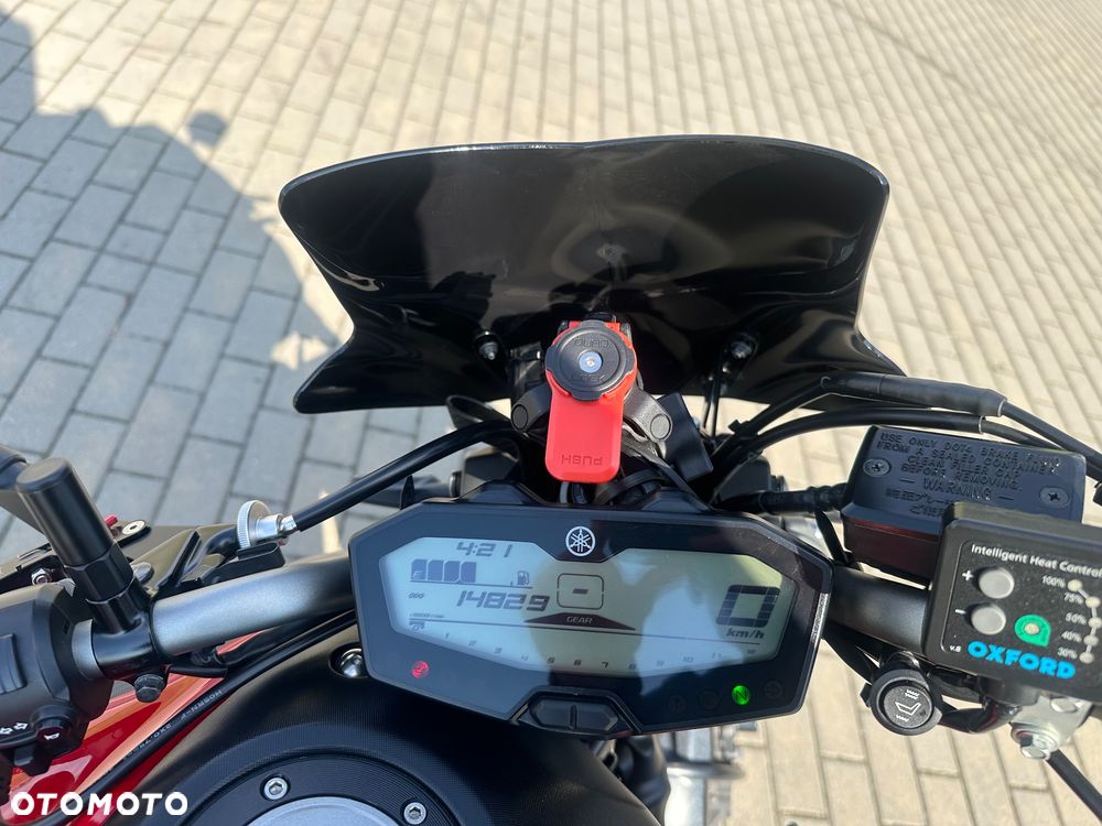 Yamaha MT - 9