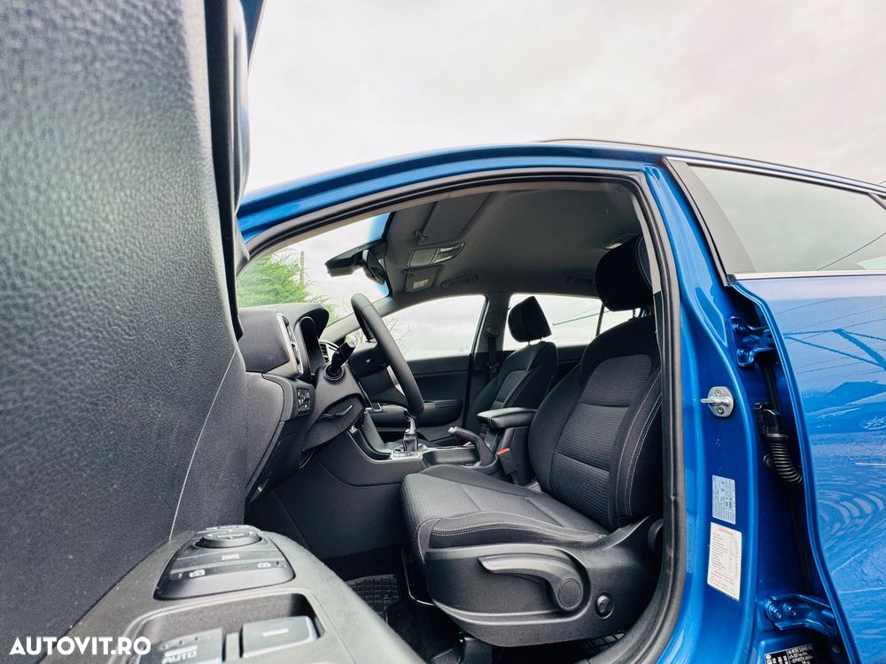Kia Sportage 1.6 CRDI AWD VISION - 11