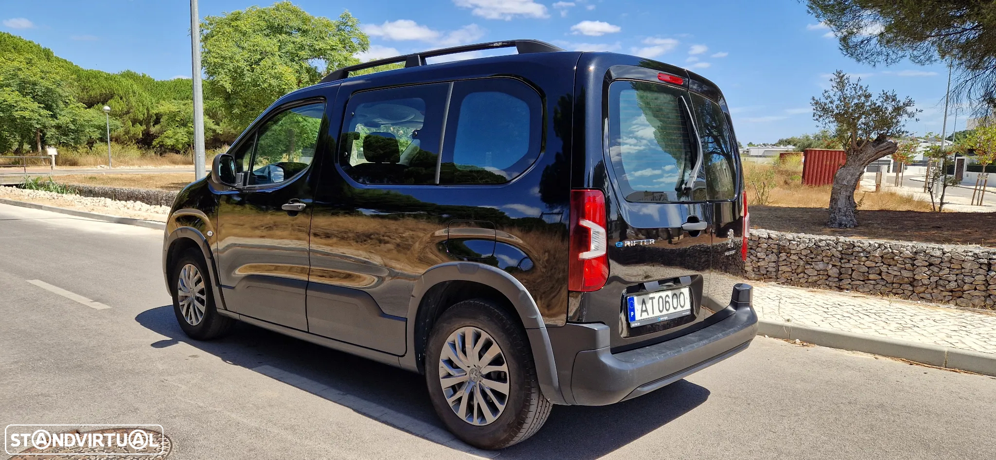 Peugeot e-Rifter 50 kWh Standard Active Pack - 16