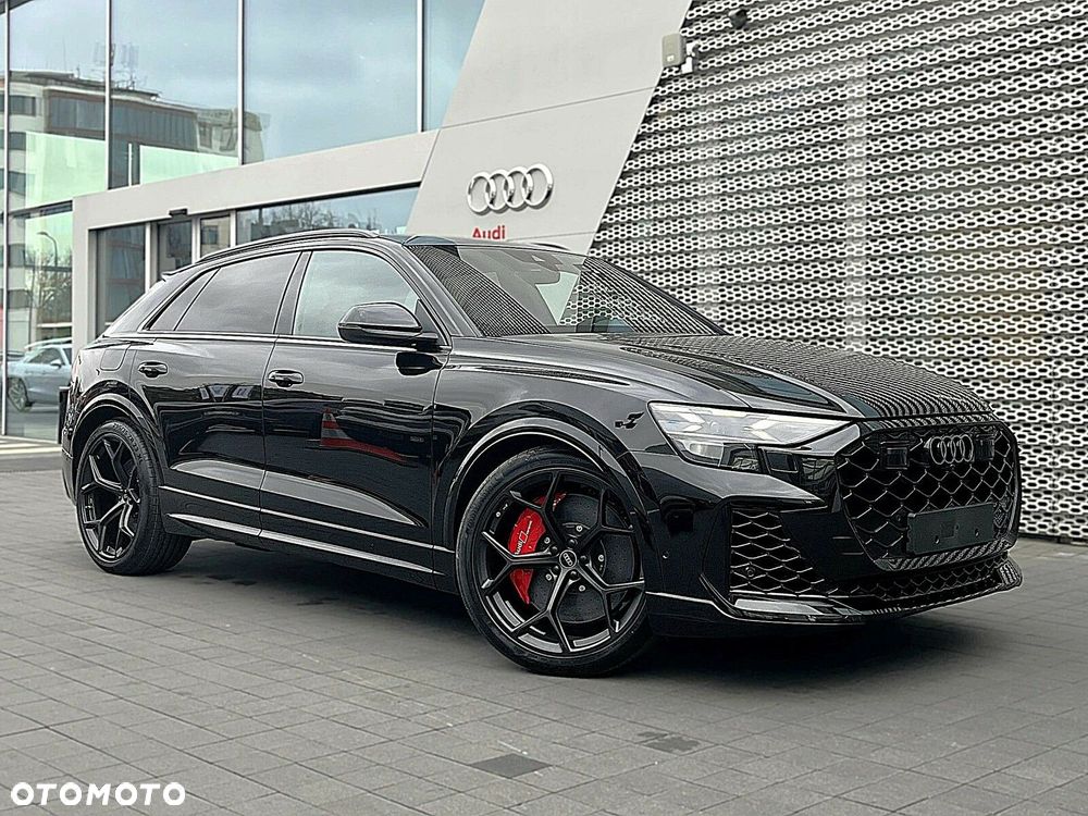 Audi RS Q8 - 35