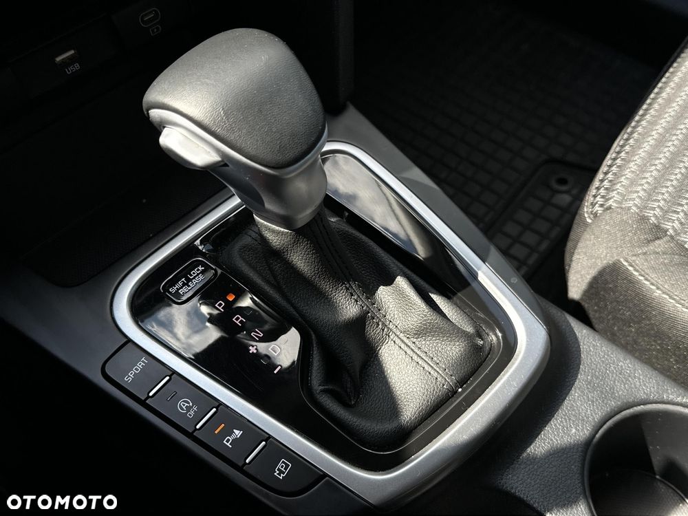 Kia Ceed 1.5 T-GDI M DCT - 15