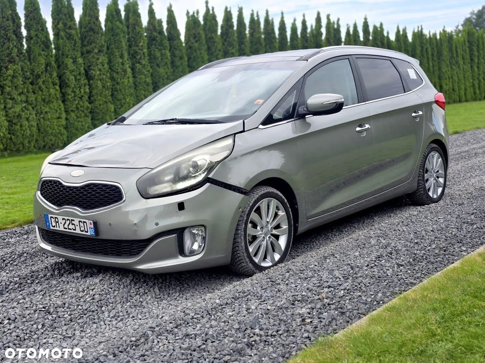 Kia Carens