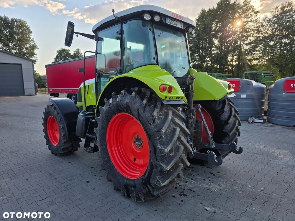 Claas Arion 620C - 3