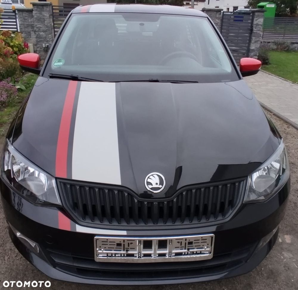 Skoda Fabia 2016 photo 2