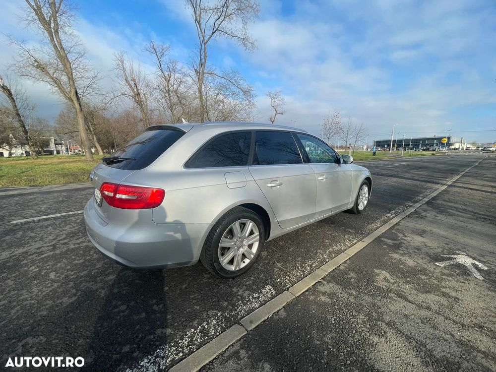 Audi A4 Avant 2.0 TDI Multitronic - 23