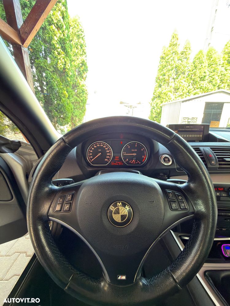 BMW Seria 1 120d - 15