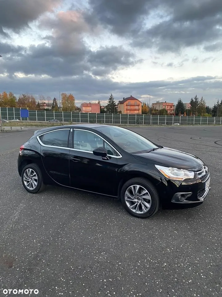 Citroën DS4 2.0 BlueHDi SoChic S&S - 2