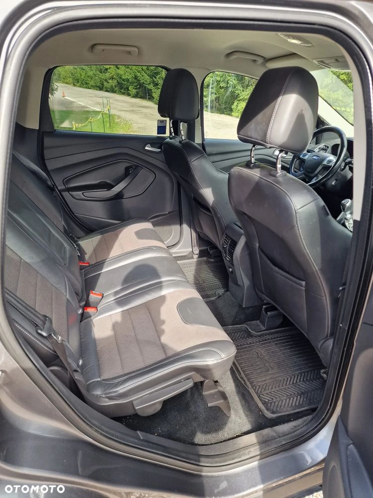 Ford Kuga - 6