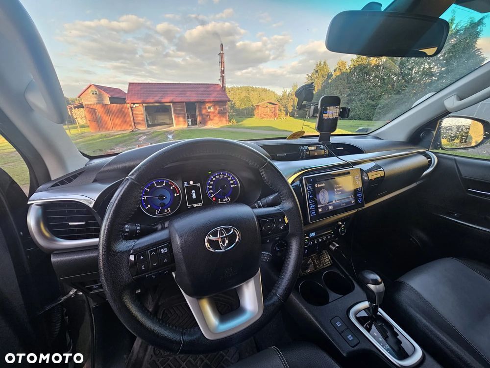 Toyota Hilux 2.4 D-4D Double Cab SR5 4x4 - 11