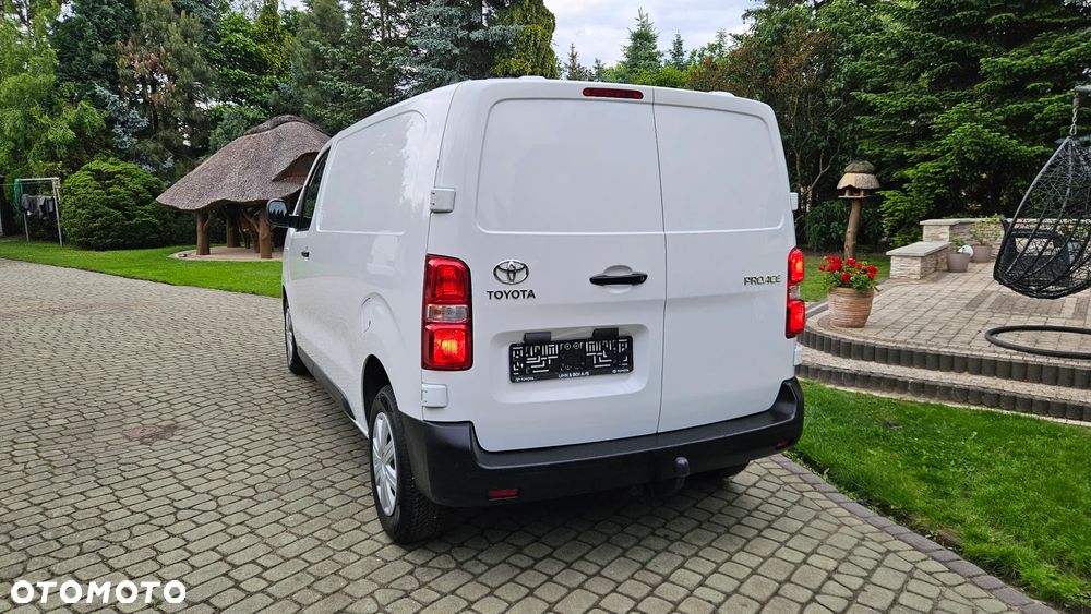 Toyota Proace 2,0D L2 Klima Tempomat Hak Bezwypadkowy - 8