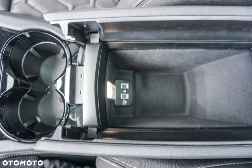 Peugeot 508 1.6 PureTech HYbrid PHEV Allure S&S EAT8 - 24
