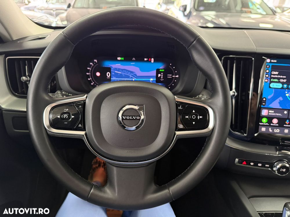 Volvo XC 60 T8 AWD Plus Dark - 20