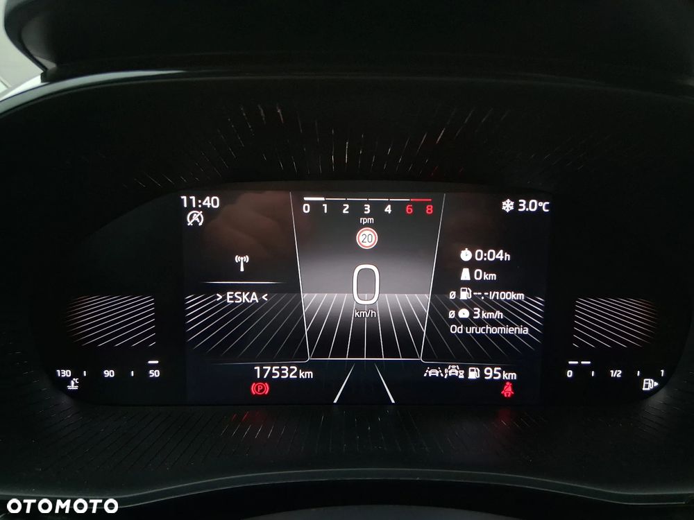 Skoda Fabia 1.0 TSI Monte Carlo - 17