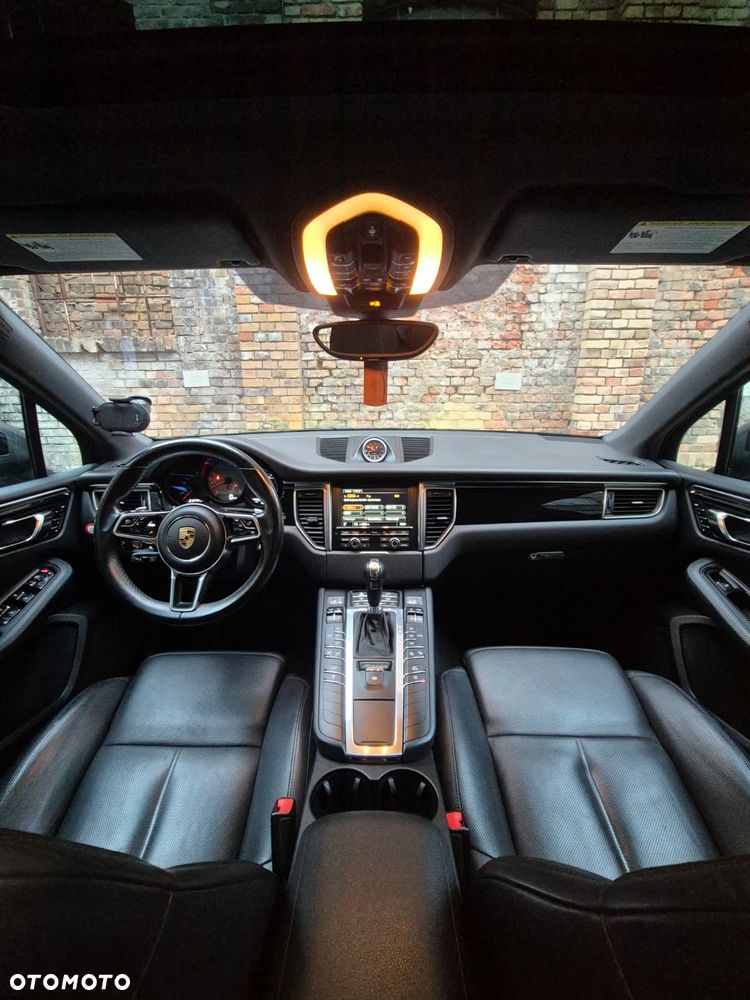 Porsche Macan S - 18