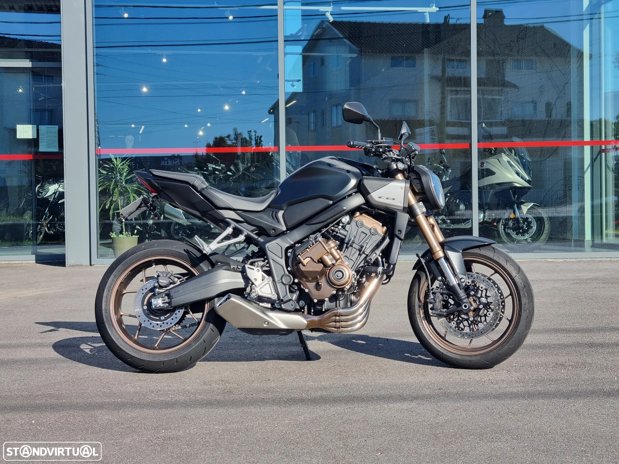 Honda CB 650R e-clutch - 3