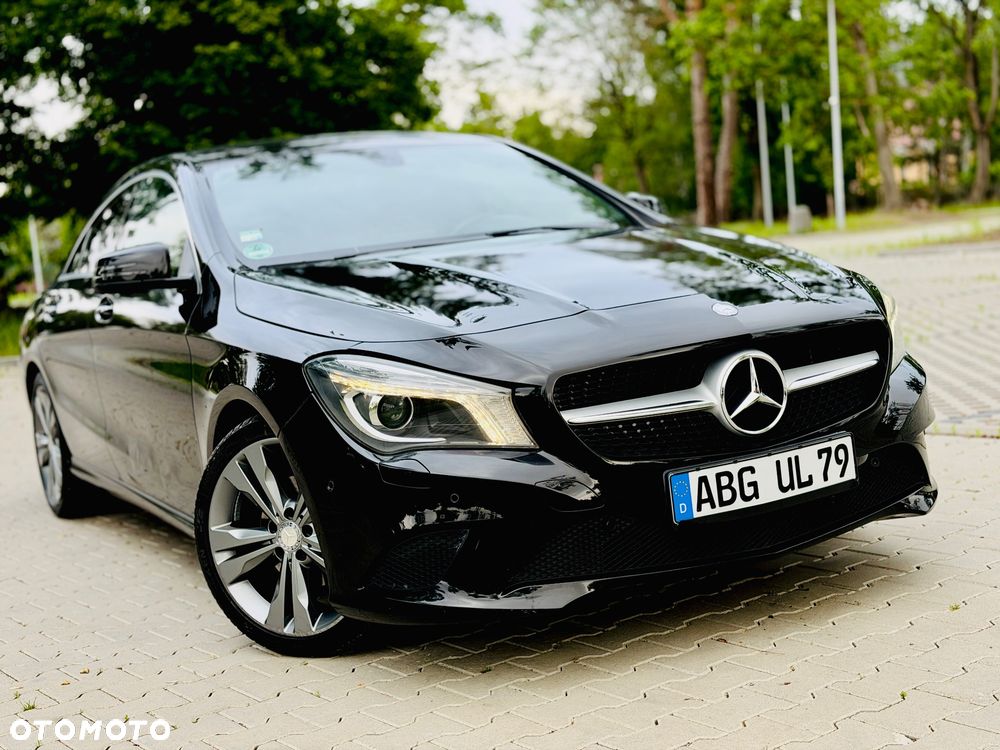 Mercedes-Benz CLA 200 AMG Line - 16