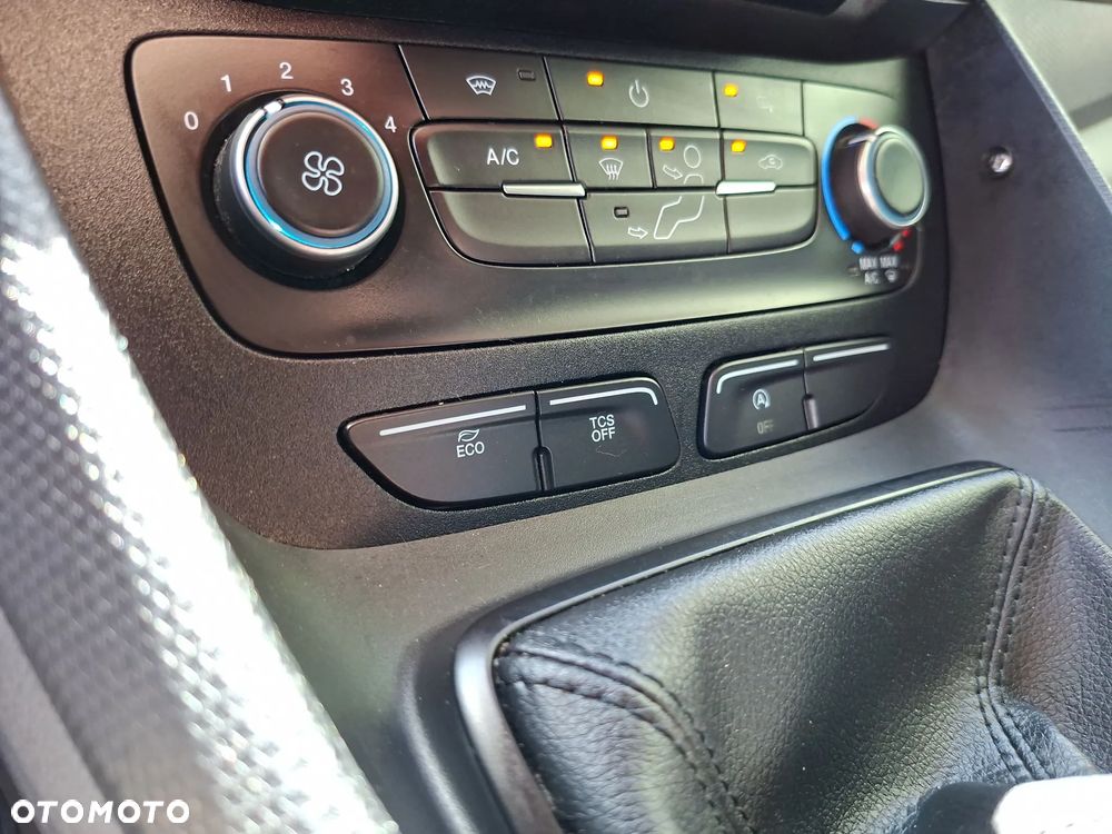Ford Connect - 34