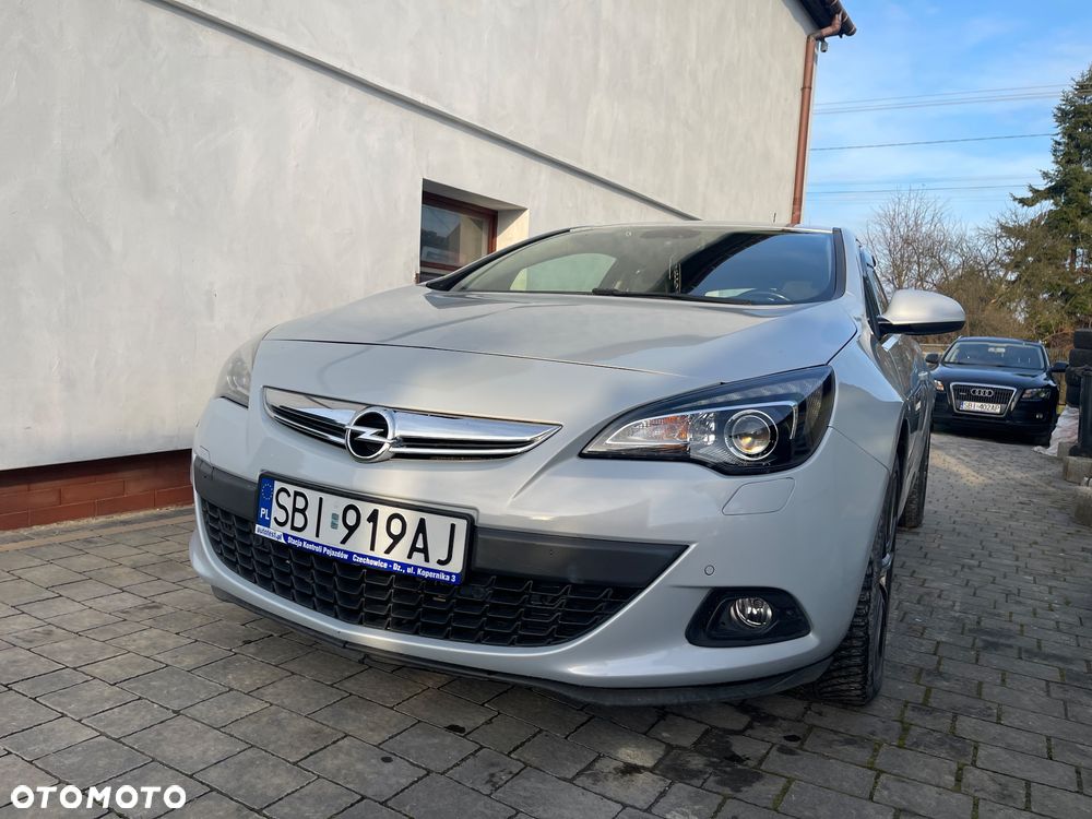 Opel Astra IV GTC 1.7 CDTI Sport S&S - 1