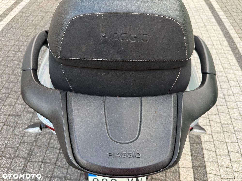 Piaggio MP-3 - 17