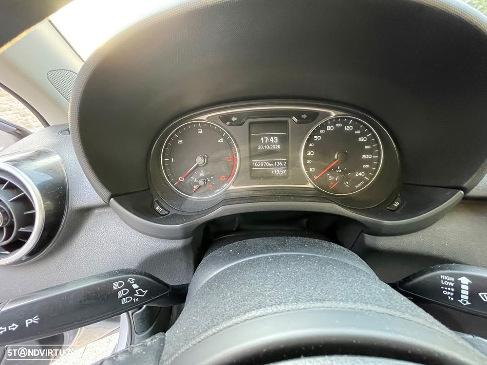 Audi A1 Sportback 1.6 TDI S-line - 14
