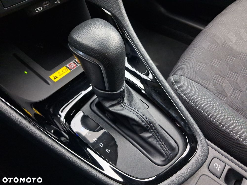 Toyota Yaris Hybrid 1.5 Style - 22