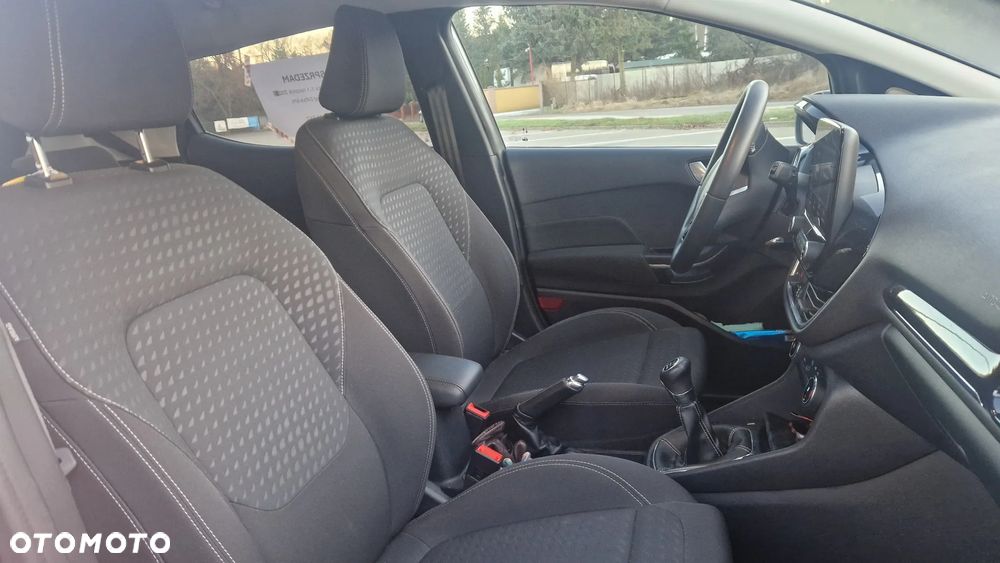 Ford Fiesta 1.1 S&S TITANIUM - 10