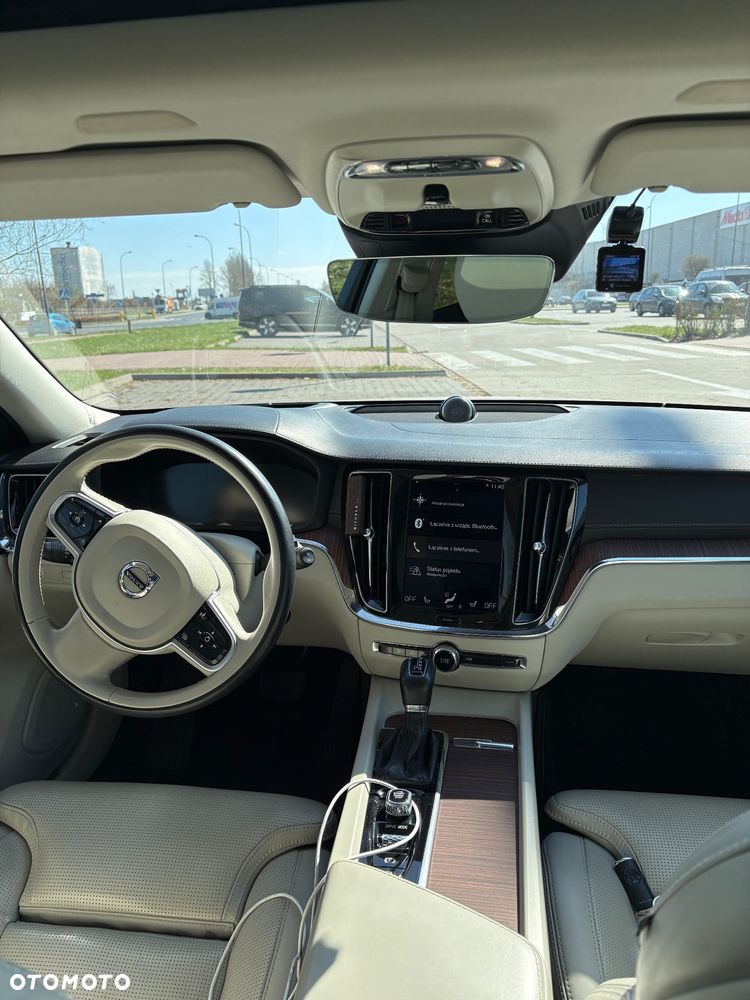 Volvo V60 D4 Inscription - 4