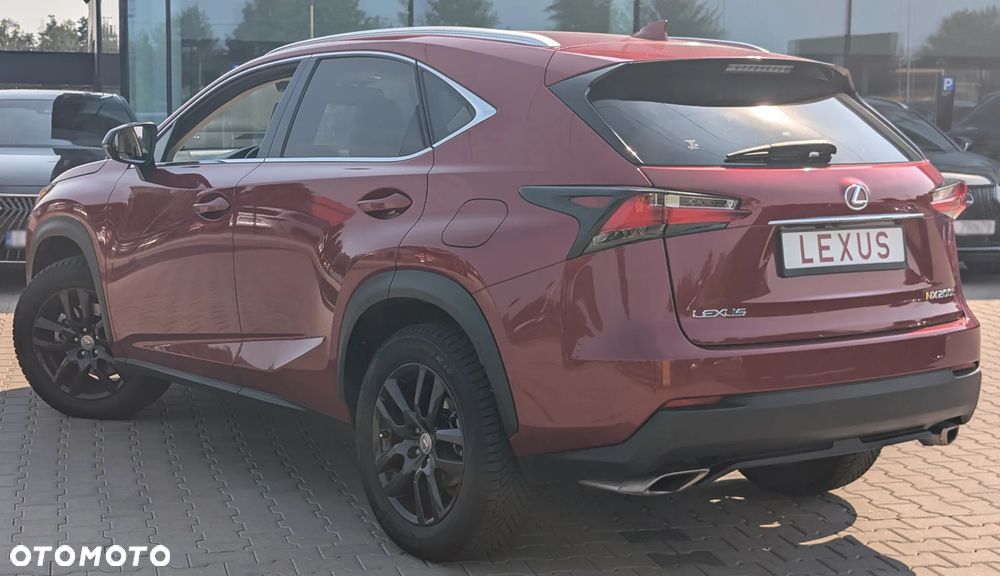 Lexus NX 200t AWD Luxury Line - 24
