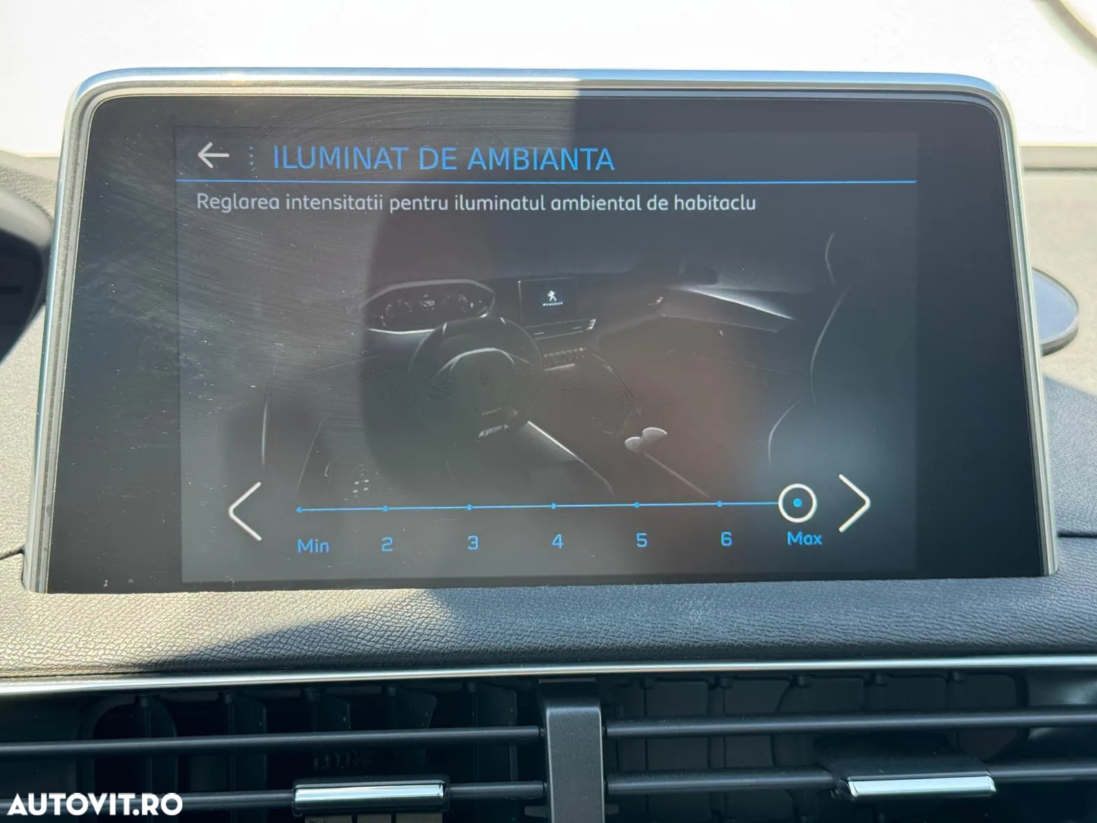 Peugeot 5008 1.5L BlueHDI EAT8 S&S Allure Pack - 26