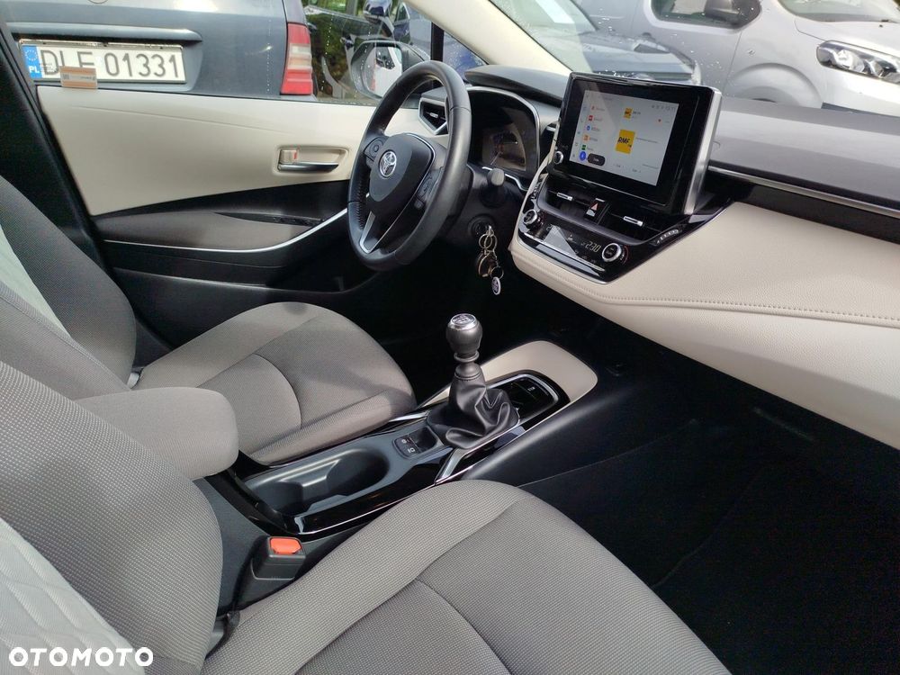 Toyota Corolla - 9