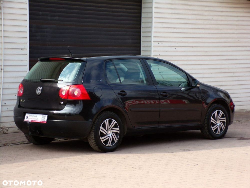 Volkswagen Golf - 11