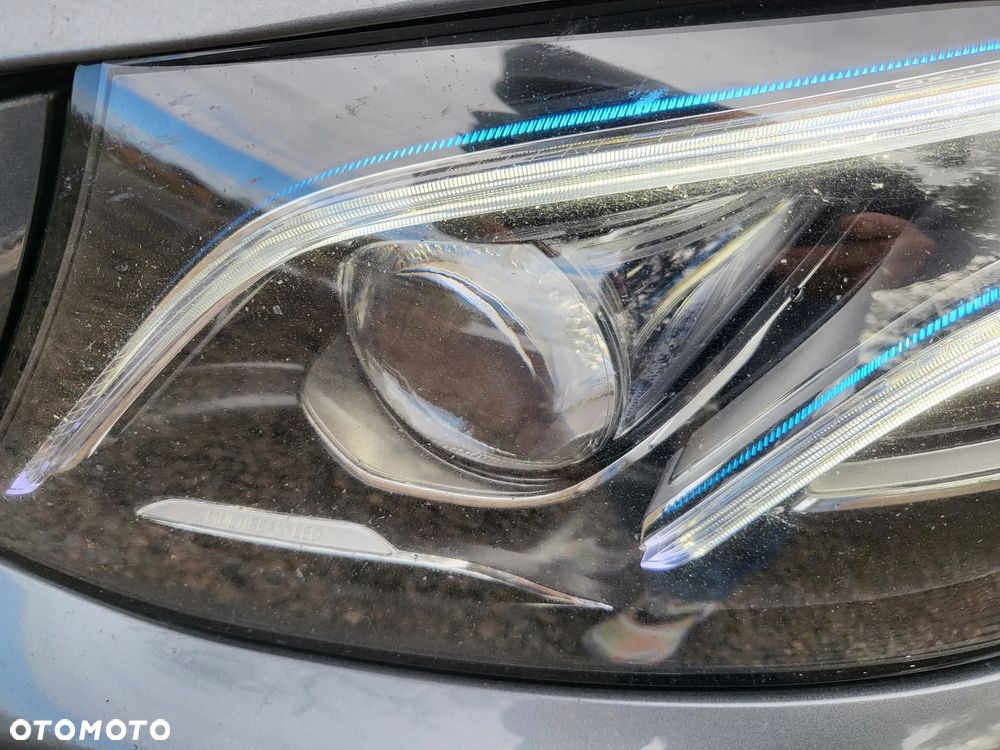 Mercedes-Benz Klasa E 220 d 9G-TRONIC - 11