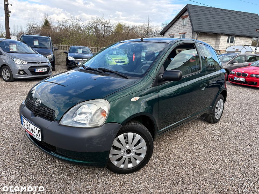 Toyota Yaris 1.0 Base - 2