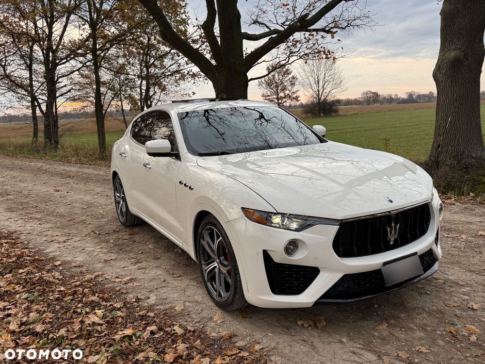 Maserati Levante - 4