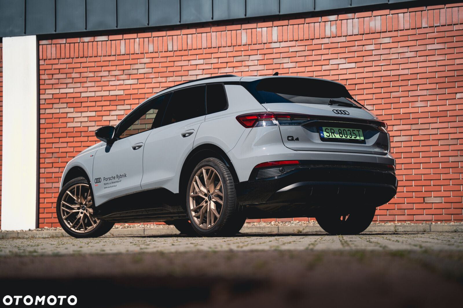 Audi Q4 e-tron - 5