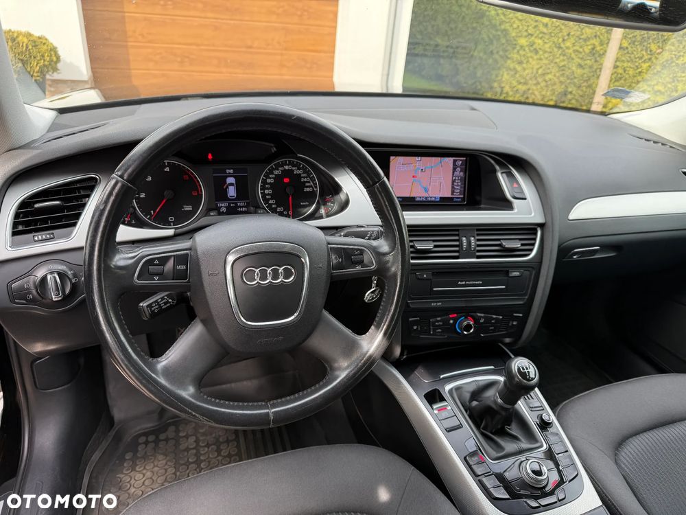 Audi A4 Avant 2.0 TDI DPF Attraction - 10