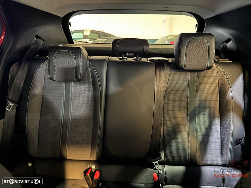 Peugeot 2008 PureTech 130 Allure Pack - 38