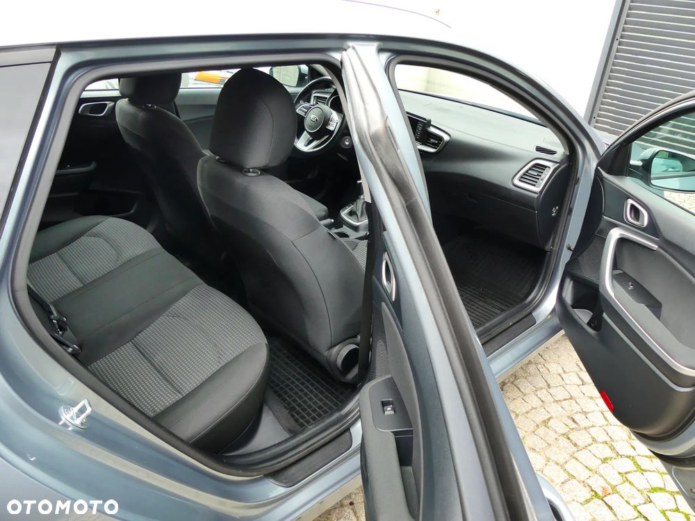 Kia Ceed - 19