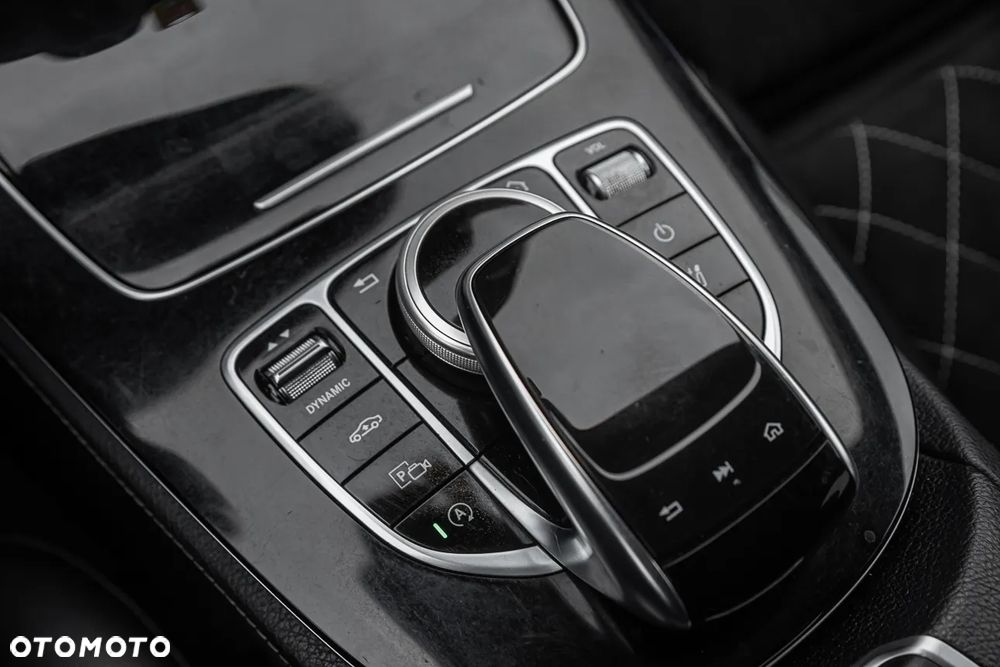 Mercedes-Benz Klasa E 220 d 4Matic All-Terrain 9G-TRONIC Exclusive - 27