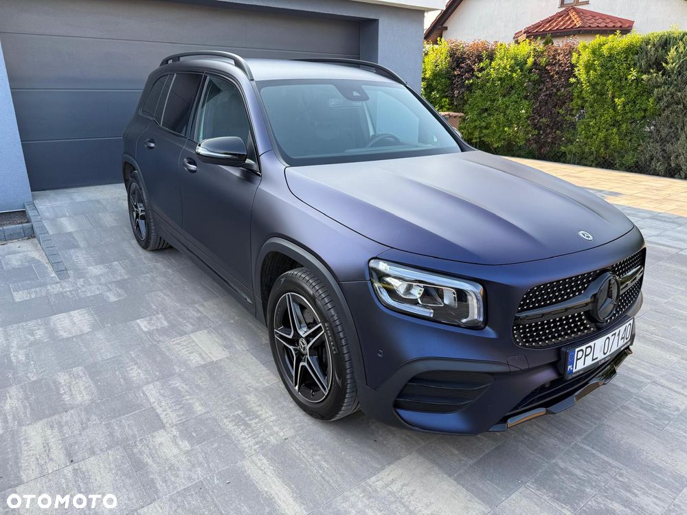Mercedes-Benz GLB 200 4-Matic AMG Line 8G-DCT - 3
